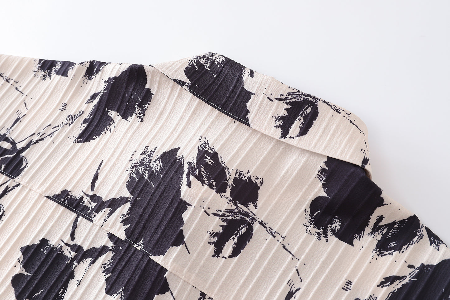 Floral Print Waves Shirt